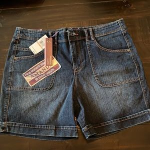 Women’s shorts